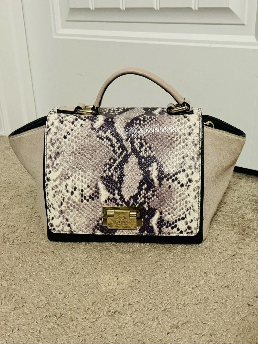 Cool Kate Spade gray black snakeskin suede leather crossbody purse great